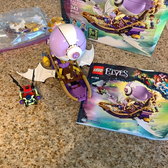 Discontinued Lego Elves Aria's Airship & the Amulet Chase set #41184 - Picture 1 of 8